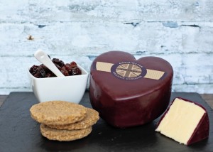 Godminster Cheddar Heart (400g) - Image 2